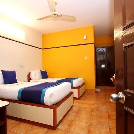 Hotel Telehaus International Bangalore Exteriör bild