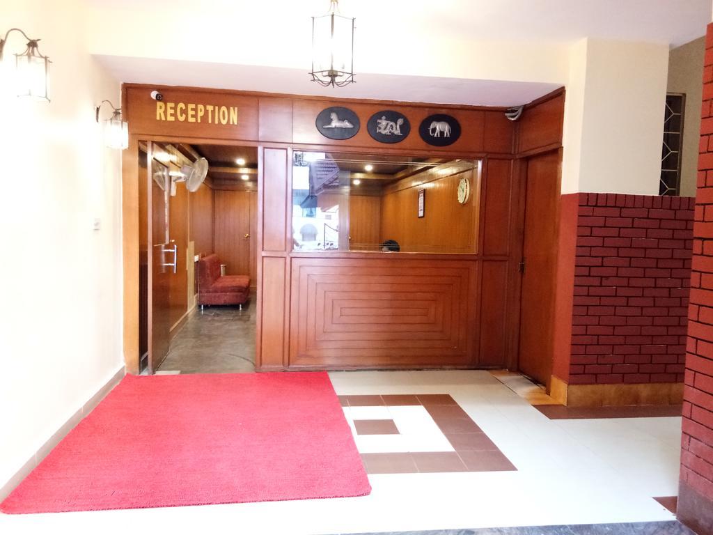 Hotel Telehaus International Bangalore Exteriör bild