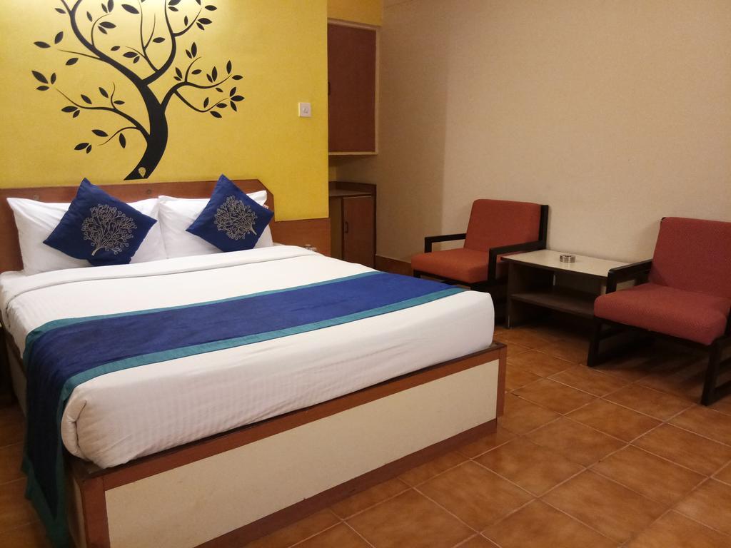 Hotel Telehaus International Bangalore Exteriör bild