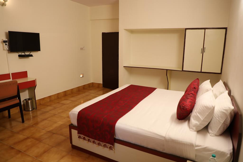 Hotel Telehaus International Bangalore Exteriör bild