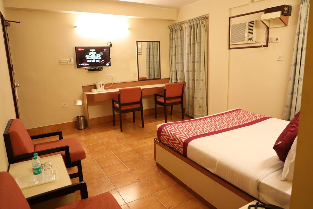 Hotel Telehaus International Bangalore Exteriör bild