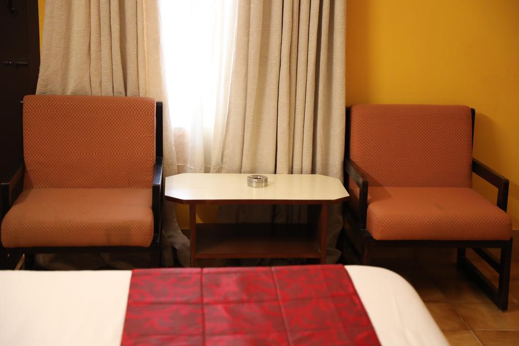 Hotel Telehaus International Bangalore Exteriör bild